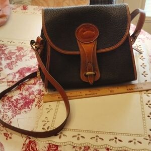 Dooney And Bourke Black Medium Size Bag